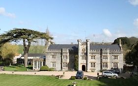 Somerton Court Country House